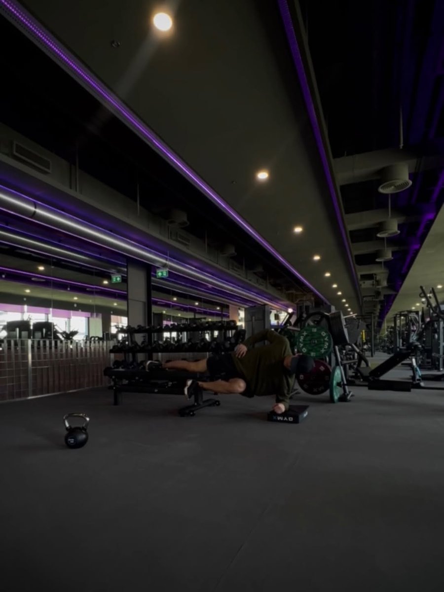 josswwyr's tweet image. Chill bro