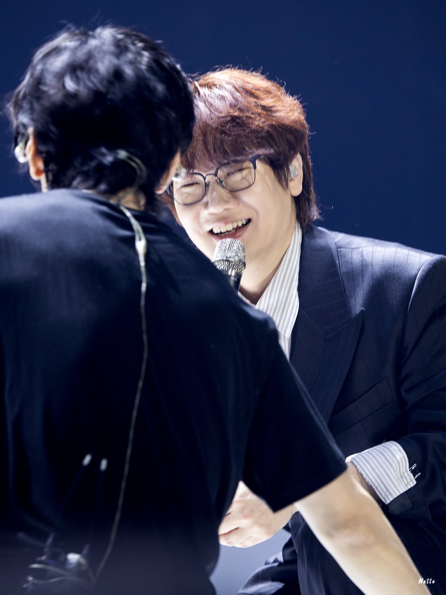 251225 CHRISTMAS IN NELL’S ROOM 2025

흔들렸는데 앙나 예쁘잖아 온 얼굴로 웃고 있잖아

#NELL #넬 #김종완