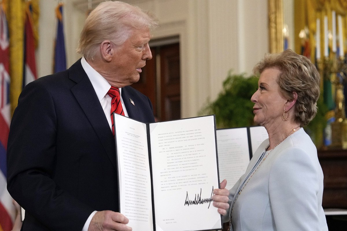 📰 Trump Upended the US Education System in 2025. It’s Only the Beginning.

President Donald Trump spent 2025 bombarding schools with investigations, executive orders, and demands that forced universities and school districts to align with his political agenda. He froze billions