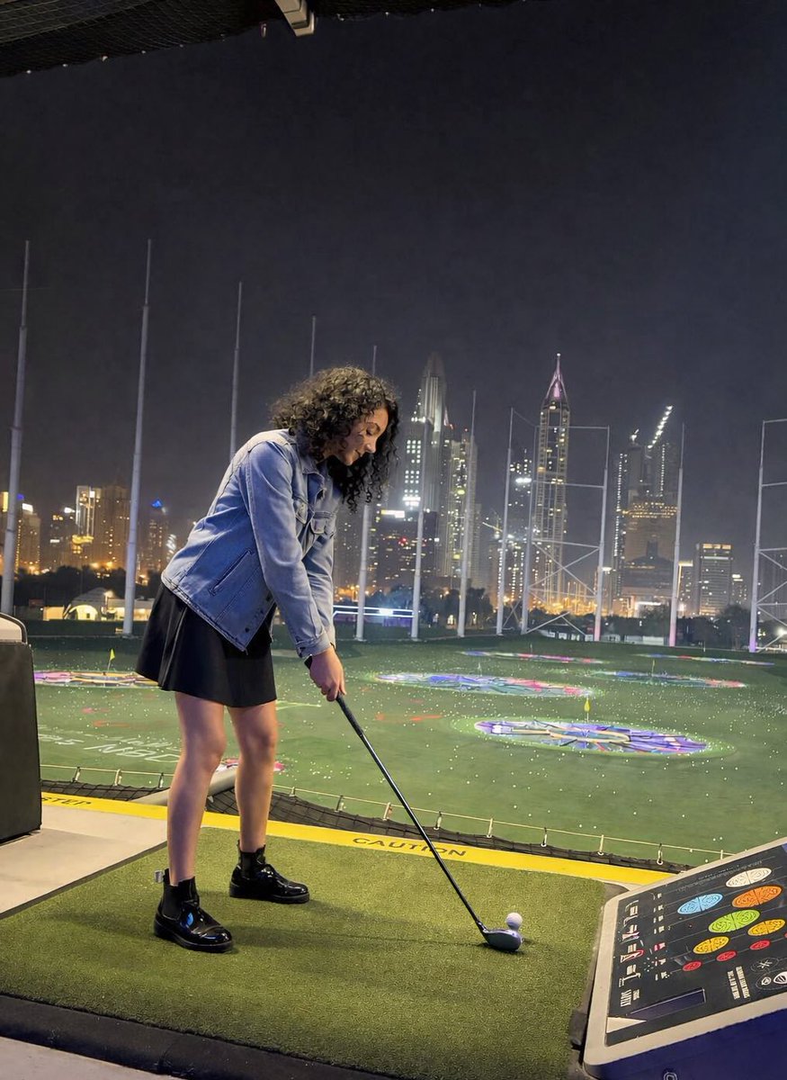 Back from a very refreshing and much needed recharge, thanks to our awesome team!
Within this week:
1. I spent a lot of time in the desert, connecting with the earth and reflecting in the silence under the moon light.
2. Raced
3. Golfed
4. Spent more time with my cat and loved