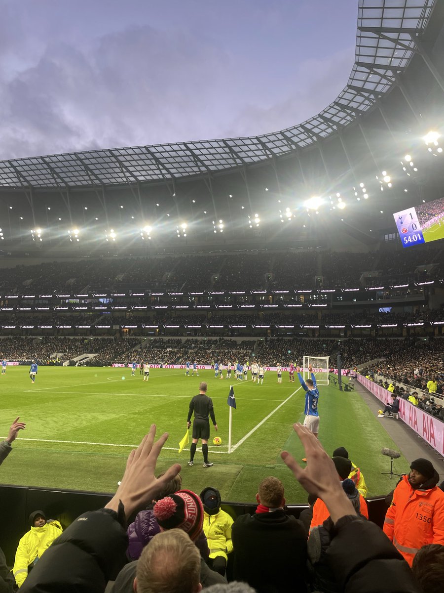 HarryCook__'s tweet image. .@smivadee 
Atmosphere 1/2 star
Flag girth ⭐️⭐️⭐️⭐️⭐️