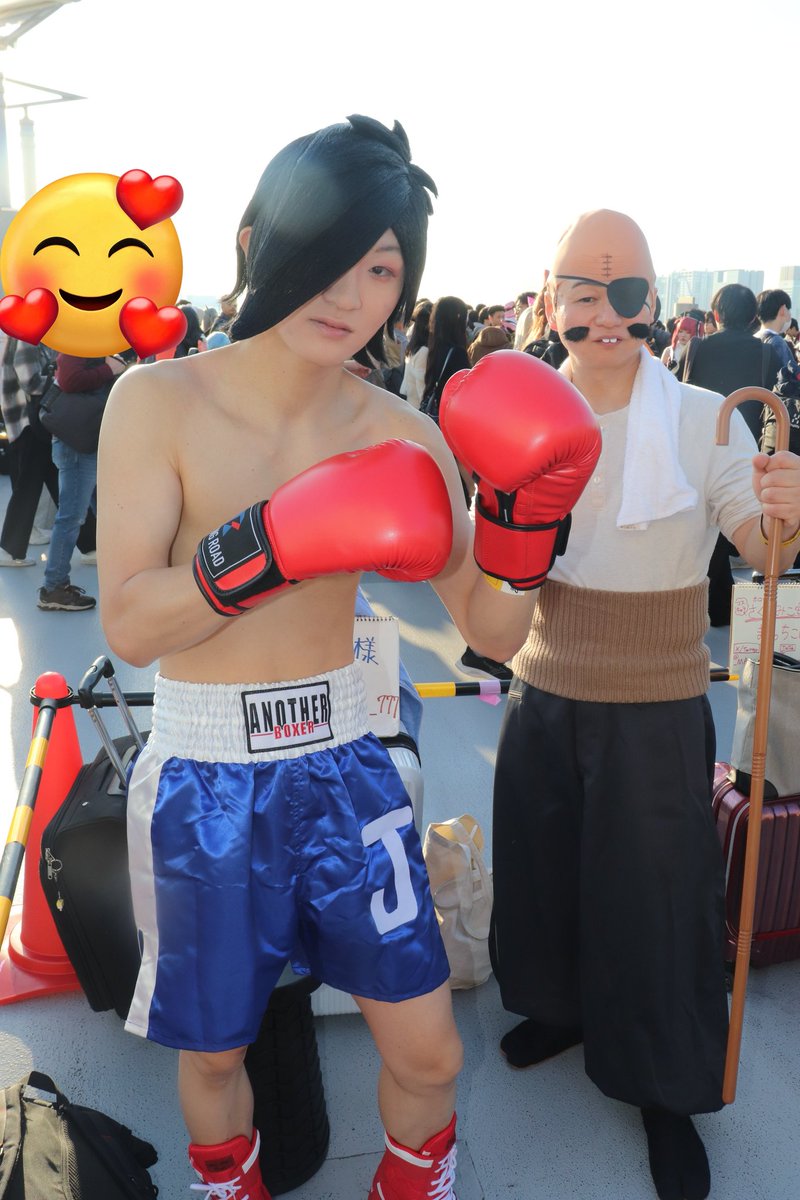 Ts1118Misugo's tweet photo. #107_COS
#107_コスプレ
1日目
あしたのジョー
矢吹丈
からあげさん
丹下 段平
団長さん
ネオジオ、SFCでゲーム化されている作品😄
立て、立つんだジョーの台詞😌
力石徹の葬儀は有名🌟
巨人の星、アタックNo.1、キャプテン、タイガーマスク、あしたのジョーは
人気スポ根アニメ作品です✨ https://t.co/gMuYfVL1Ix