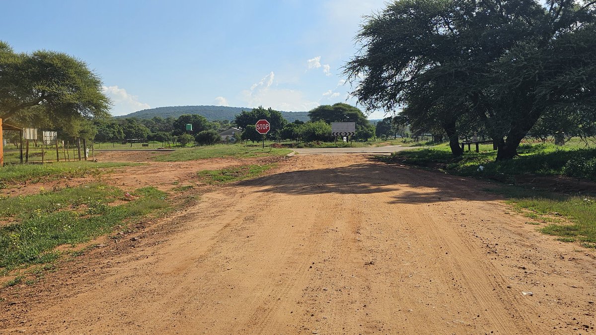 PublicProtector's tweet photo. The North West Department of Public Works and Roads has unduly delayed the upgrading of Road Z456, which links the villages of Reagile and Nyetse to major arterial routes, an investigation by the Public Protector South Africa (PPSA) has found.
#PPSAReports #PPSAImpact #Roads https://t.co/fgGTmQSrPr