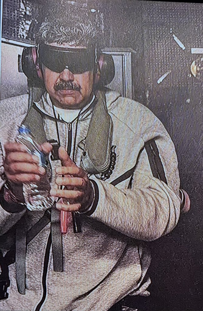 jorgedioni's tweet image. ¿De qué va Pornocracia? De esto. De cómo la pornografía se ha convertido en el lenguaje.