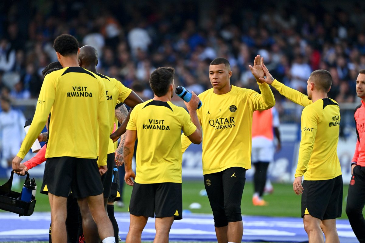 _BeFootball's tweet image. Juan Bernat 🇪🇸 : « 𝗝’𝗔𝗜 𝗣𝗔𝗦𝗦𝗘 𝟱 𝗔𝗡𝗦 𝗔𝗩𝗘𝗖 𝗠𝗕𝗔𝗣𝗣𝗘́ 🇫🇷, 𝗖’𝗘𝗦𝗧 𝗨𝗡 𝗚𝗔𝗠𝗜𝗡 𝗦𝗔𝗡𝗦 𝗘𝗚𝗢 𝗘𝗧 𝗦𝗔𝗡𝗦 𝗟𝗜𝗠𝗜𝗧𝗘𝗦.

Son mental est entièrement tourné vers l’équipe, sans aucun ego. 𝗜𝗹 𝗲𝘀𝘁 𝗮𝗿𝗿𝗶𝘃𝗲́ 𝗮𝘂 𝗥𝗲𝗮𝗹 𝗠𝗮𝗱𝗿𝗶𝗱 𝗮̀ 𝗹’𝗮̂𝗴𝗲…