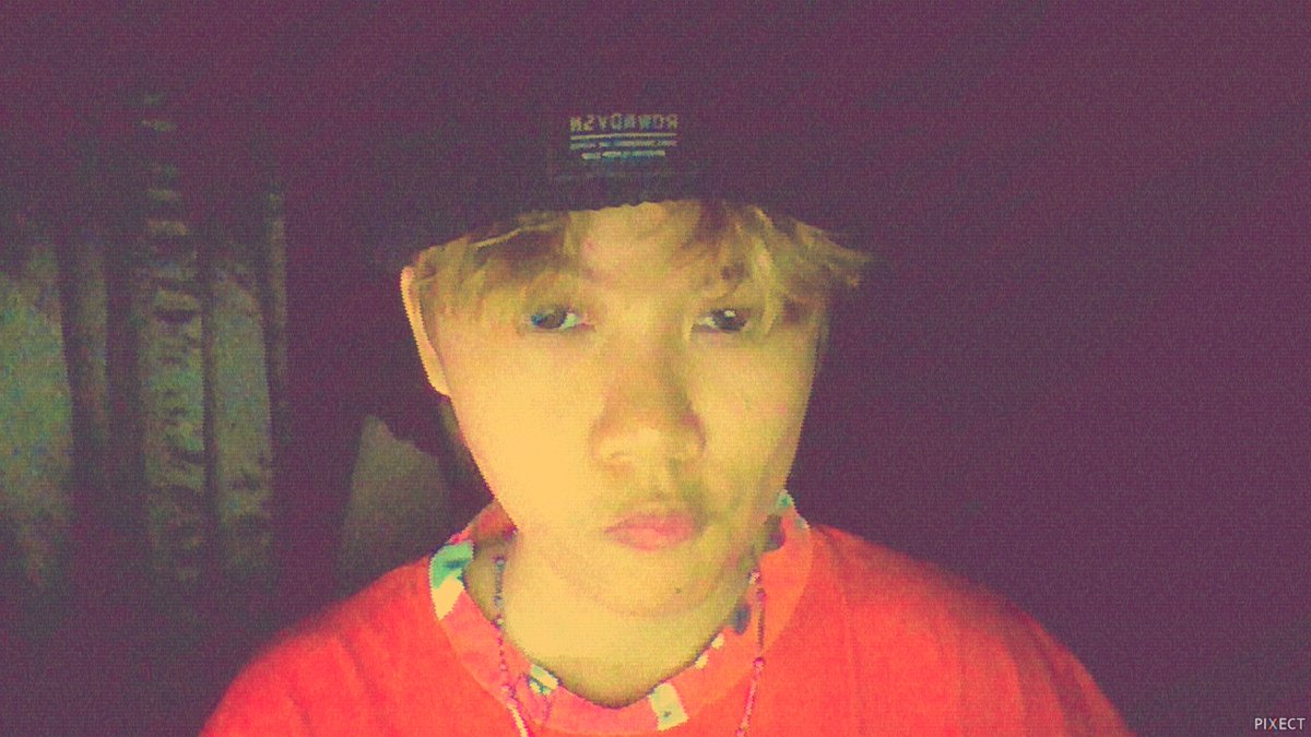 adenieljoyo's tweet image. hi #rawr