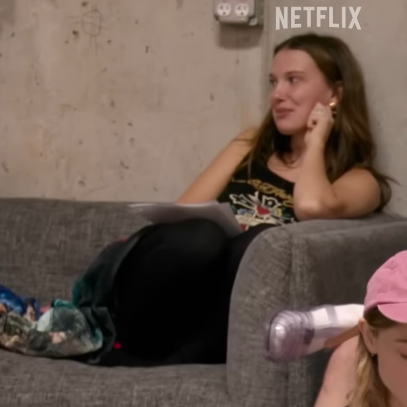 milliefeeds's tweet image. millie during stranger things finale episode table read