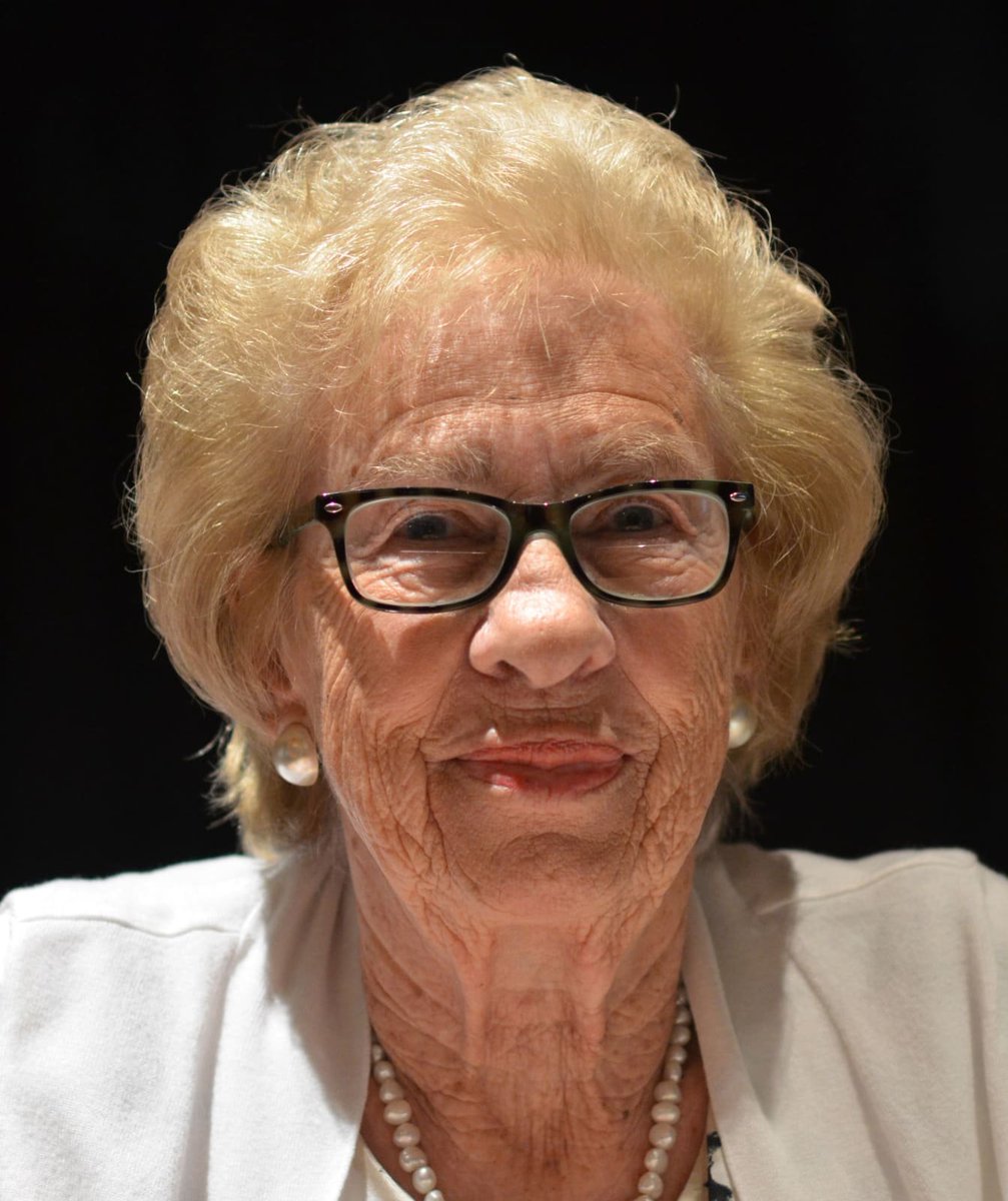 Austrian Embassy London tweet media