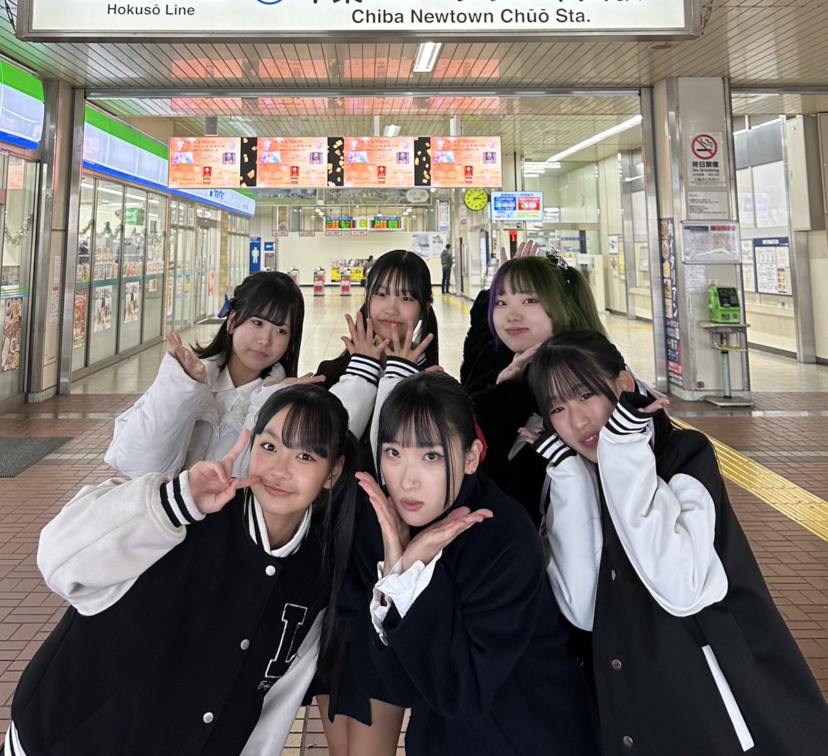 いつもVivid☆Prismを応援してくださり、ありがとうございます。

このたび、メンバーのマコが
グループを離れることとなりました。

これまでの温かい応援に
心より感謝いたします。

これからも前向きに活動を続けてまいります。
引き続き、応援よろしくお願いいたします。

#vividprism