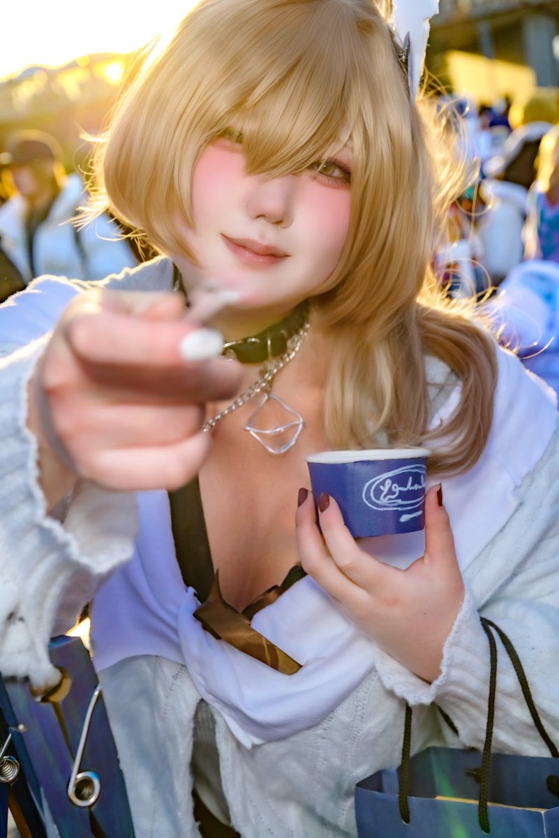 コスプレ cosplay 勝利の女神NIKKE ブレッディ フロスティバイト