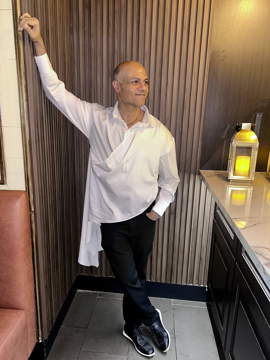 farhandhalla's tweet image. Hello 55 🎂