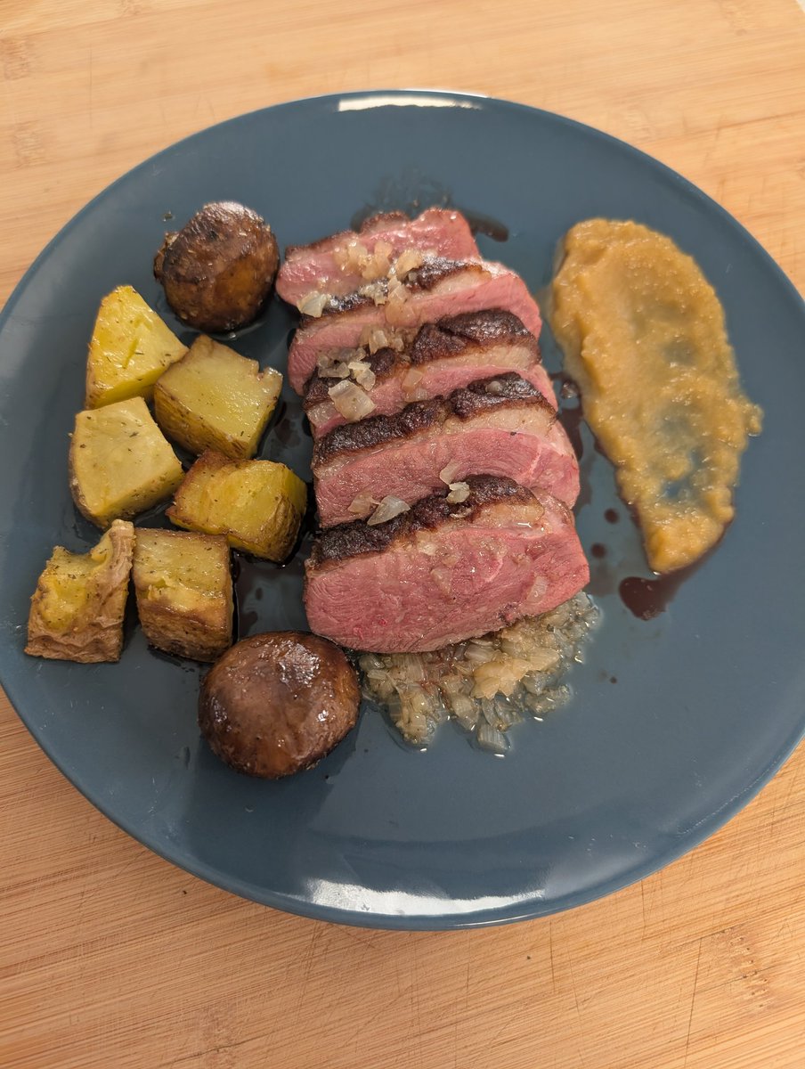 Jorge J 'Jorhell' tweet media