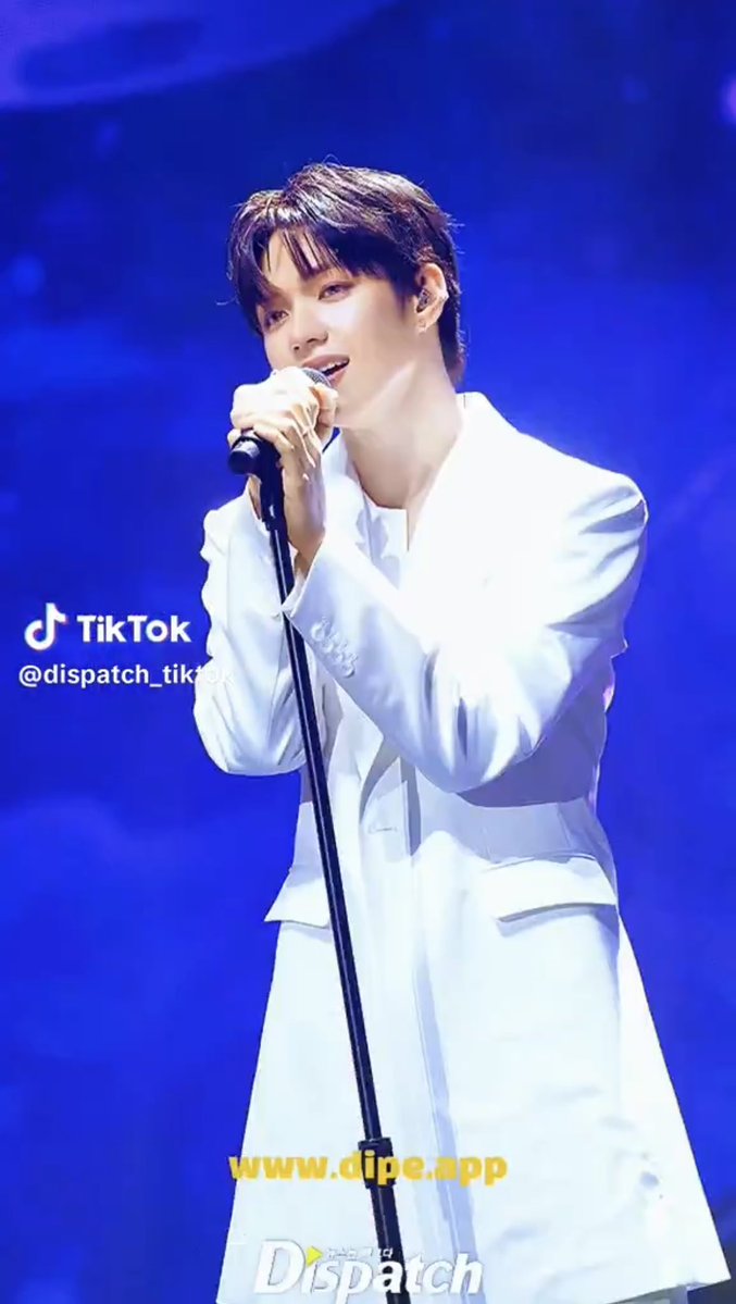 JLGlobalFanbase's tweet image. New AHOF JL content is on Dispatch’s TikTok! Featuring stunning shots of JL from their recently concluded fan-con.

Be sure to check it out, engage, and shower our precious all-rounder with lots of love! ❤️

🖇️ vt.tiktok.com/ZS55Jm8wK/

#AHOF #아홉
#AHOF_JL #제이엘
@AHOF_official