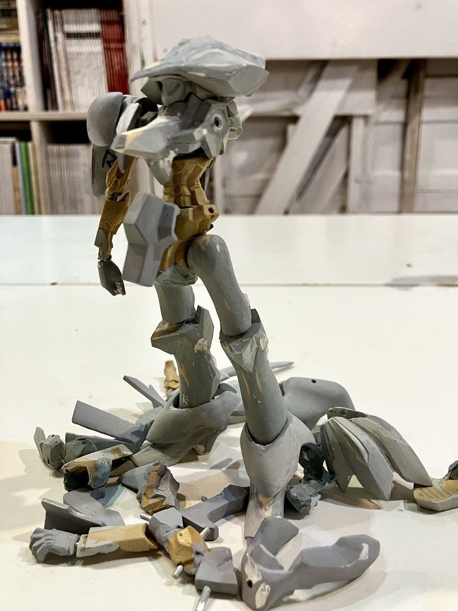 __chiquita_'s tweet image. 1/144 シュペルター(作りかけ)
確か、谷さんのレッドとか見て「」　じゃあ俺も」つって造り始めたんじゃなかったかな。