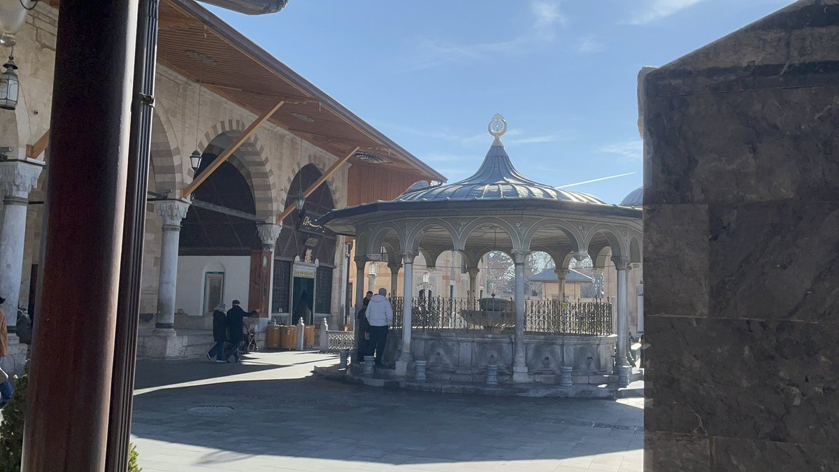 XXXKDO80's tweet photo. #Mevlana #Konya https://t.co/W7jZlLSmrg