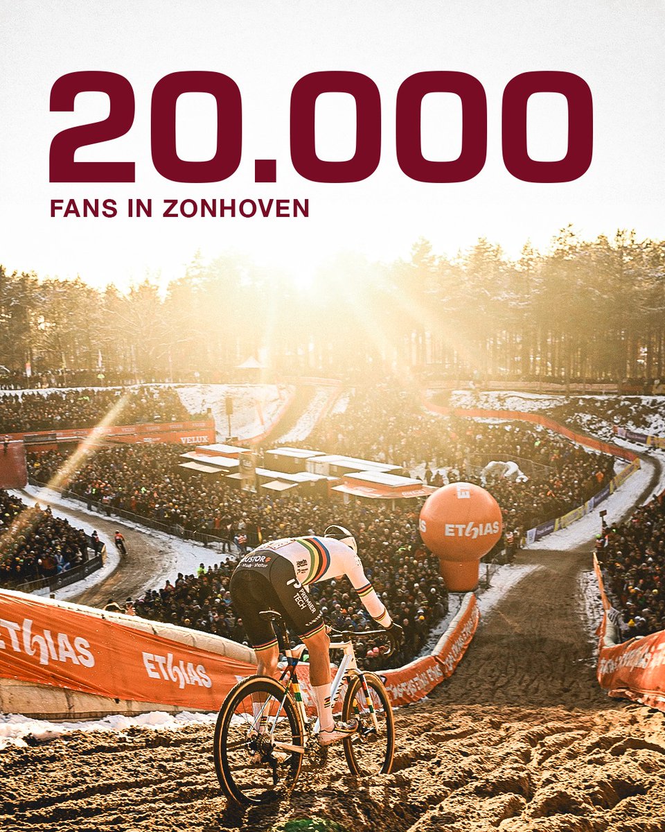 <a href="/JUANMISB97/">Juanmi Sánchez</a> Más gente en el ciclocross que en Son Moix...