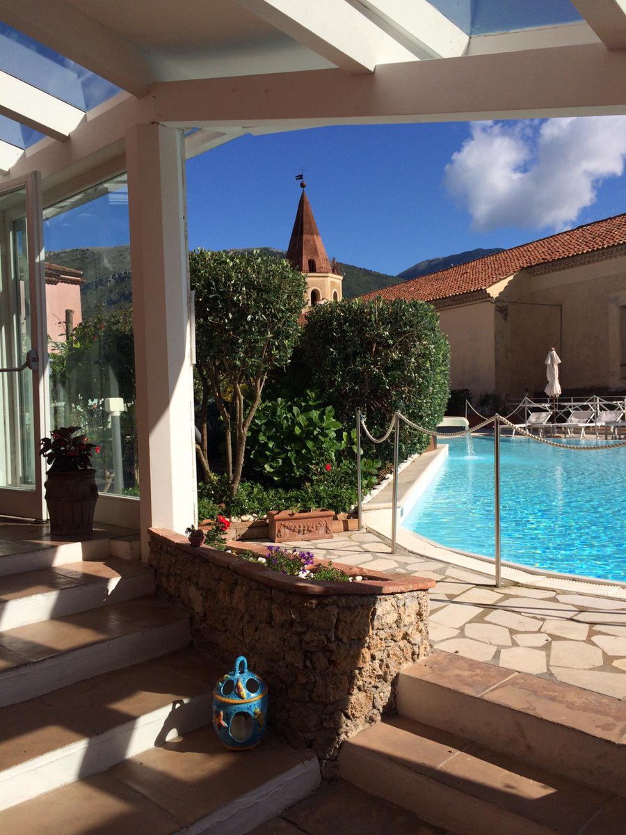 La Locanda Maratea tweet media