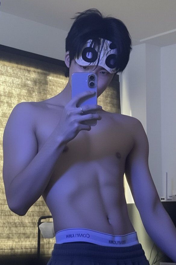 kpopachillean's tweet photo. HORI7ON Kyler
#카일러 https://t.co/fxp6SkjjoG