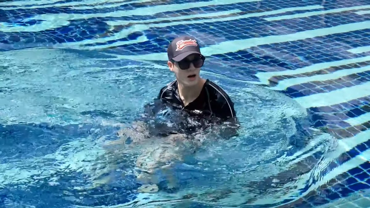 jungshasa's tweet image. so handsome