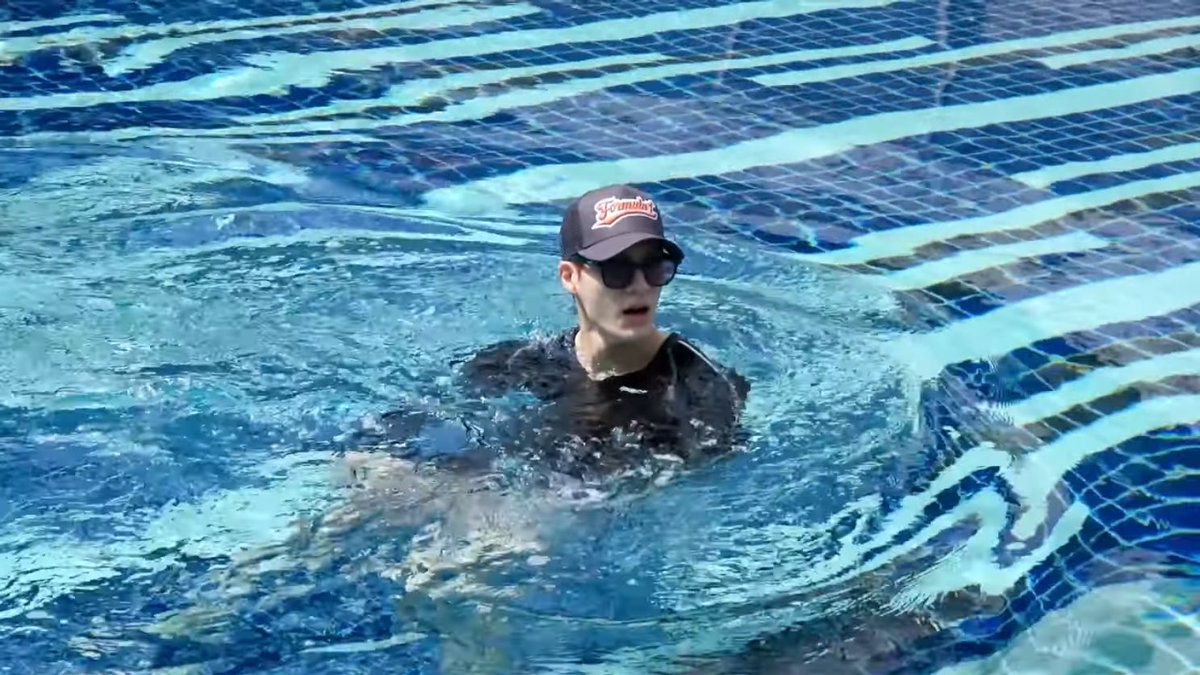 jungshasa's tweet image. so handsome