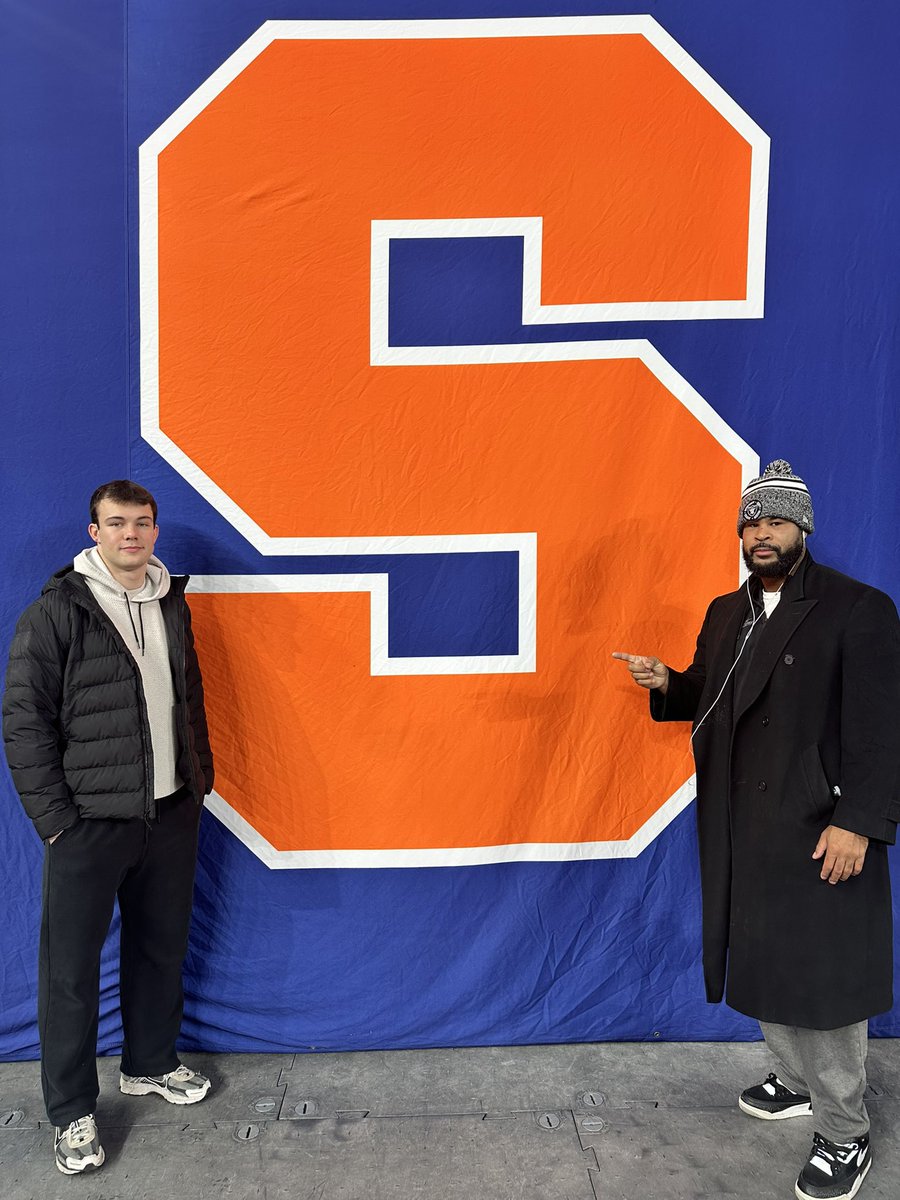 Aspirationsgym's tweet photo. Finding a home for one of the best TE in the game 🟣🟡
@_noahmeyers official visit to the university of Syracuse🍊
#aspirations #Syracuse #proofinthepudding #officalvisit #Toptalent https://t.co/cqgzjKIAGj