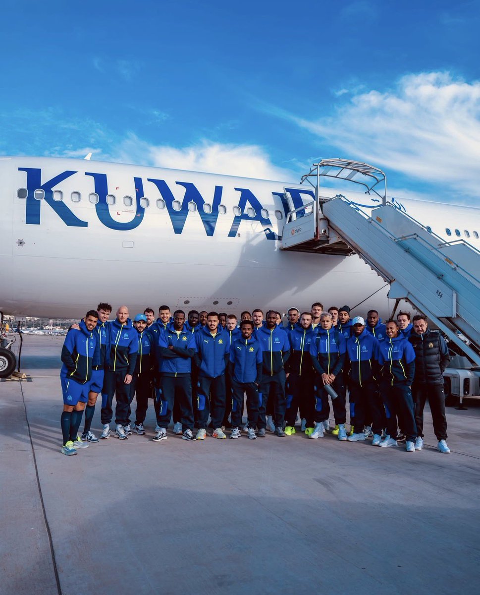 ActuOlympien's tweet image. 🚨Le groupe s’est envolé ce lundi pour le Koweït 🇰🇼✈️

#TeamOM #OMPSG | 📸 @OM_Officiel