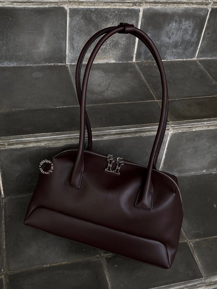 lildipie's tweet photo. My top 3 chocolate bag lately 🤎 https://t.co/j8eKUfbp52