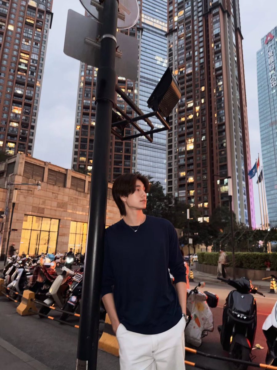 doublepjourney2's tweet image. 💐

📸 IG : @phuwintang 

#phuwintang