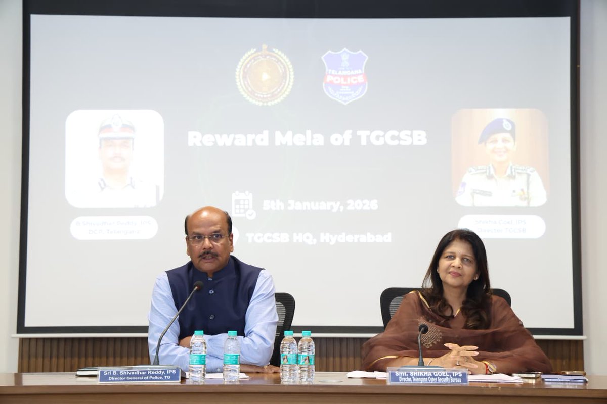 TGCyberBureau's tweet photo. తెలంగాణ సైబర్ సెక్యూరిటీ బ్యూరో (TGCSB) రాష్ట్రవ్యాప్తంగా ప్రతి త్రైమాసికంలో ఉత్తమ పనితీరు కనబరిచిన సైబర్ వారియర్లను ప్రోత్సహిస్తూ ప్రత్యేక సన్మాన కార్యక్రమాన్ని నిర్వహించింది.

మూడో మరియు నాల్గో త్రైమాసికాల్లో రాష్ట్రవ్యాప్తంగా ఎంపికైన సైబర్ వారియర్లు, TGCSB ప్రధాన కార్యాలయ సిబ్బంది మరియు సైబర్ క్రైమ్ పోలీస్ స్టేషన్లకు చెందిన సిబ్బందిని NCRP పిటిషన్ల పరిష్కారం, రిఫండ్ ఆదేశాల అమలు, సైబర్ అవగాహన కార్యక్రమాలు, PT వారంట్ల అమలు, సైబర్ నేరాల దర్యాప్తు, డేటా విశ్లేషణ మరియు 1930 కాల్ సెంటర్ సేవలలో చేసిన విశిష్ట కృషికి గాను సన్మానించారు.

ఈ కార్యక్రమంలో బి. శివధర్ రెడ్డి, ఐపీఎస్, డీజీపీ, తెలంగాణ చేతుల మీదుగా సైబర్ వారియర్లకు గౌరవ పురస్కారాలు అందజేయగా, శిఖా గోయల్, ఐపీఎస్, డైరెక్టర్, TGCSB; హర్షవర్ధన్, ఐపీఎస్, ఎస్పీ (CS&A), TGCSB మరియు సాయి శ్రీ, ఎస్పీ (CC), TGCSB ఈ కార్యక్రమానికి హాజరయ్యారు.

సైబర్ నేరాలపై పోరాటంలో ముందుండి పనిచేస్తున్న అధికారుల కృషిని గుర్తించడం, సాంకేతిక నైపుణ్యం, వేగం మరియు సమన్వయంతో కూడిన ఆధునిక పోలీసింగ్‌ను మరింత బలోపేతం చేయడం ఈ సన్మాన కార్యక్రమం యొక్క ప్రధాన లక్ష్యం.

#TGCSB #CyberWarriors
#TelanganaPolice