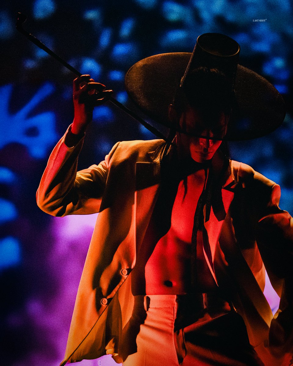 LSTSHTx's tweet image. 251231 STF Dance Concert: the Dancer 19:00

신선놀음 #김시원