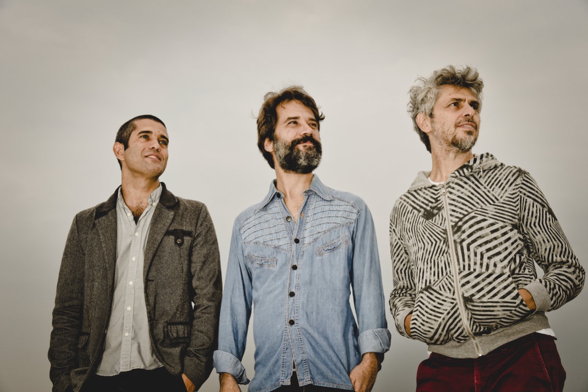 Aunque lo habitual en Músicas del Agua son los programas dedicadas a las voces femeninas, en esta ocasión la sesión está dedicada a cantantes varones acompañados de bonitas y sorprendentes melodías.

Escúchala aquí: gladyspalmera.com/hombres-en-mus…