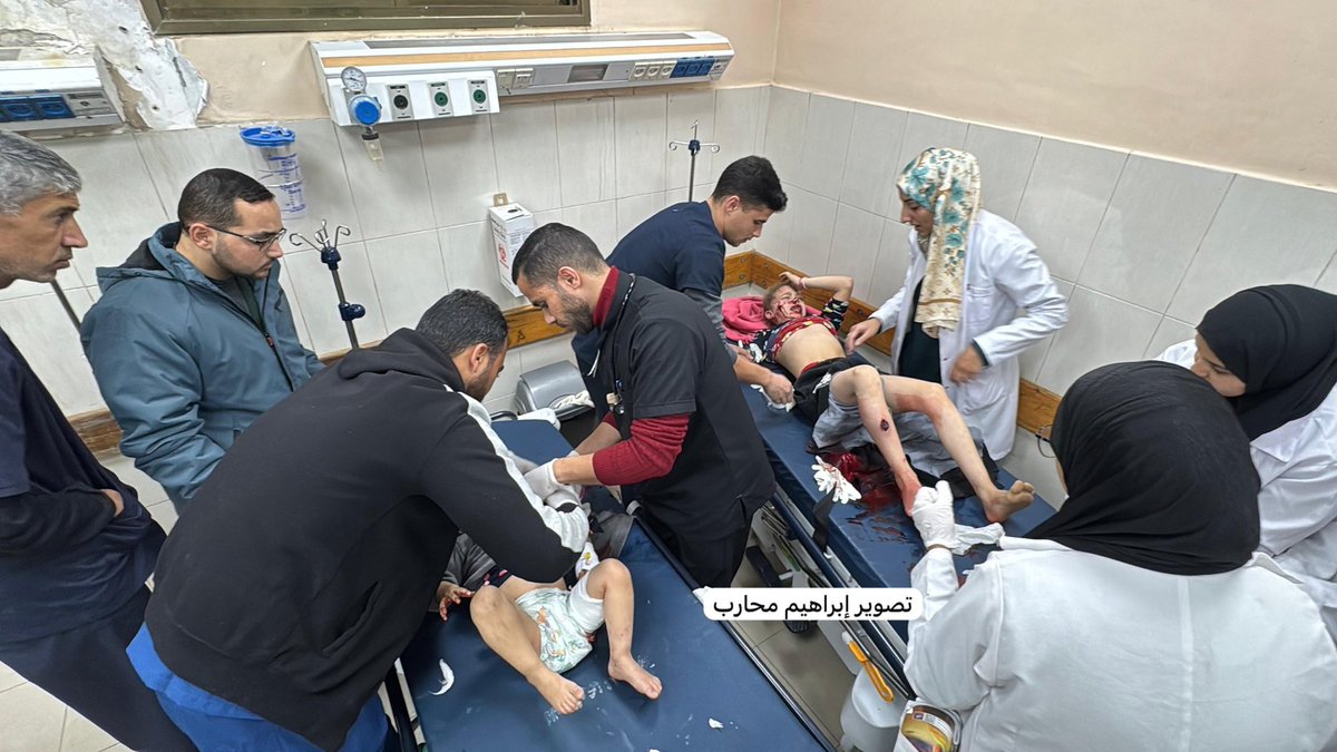 Son Dakika 
Terörist İsrail, Gazze'ye iki hava saldırısı gerçekleştirdi. Saldırılarda en az 4 sivil şehit düştü