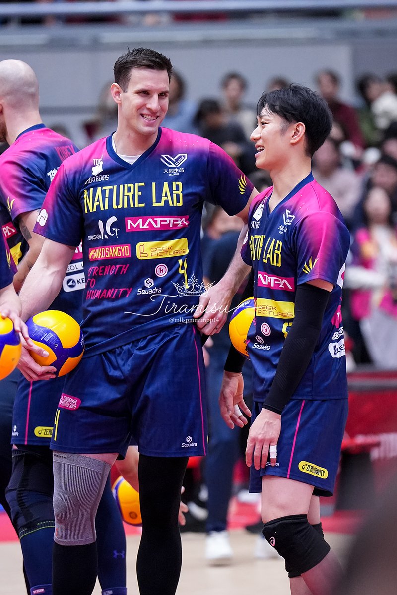 mllspmmmmp14's tweet photo. コザマサ楽しそうによく話してて私が嬉しい😁

#柳田将洋 選手  #yanagidamasahiro #東京グレートベアーズ https://t.co/0j9xO4NdPX