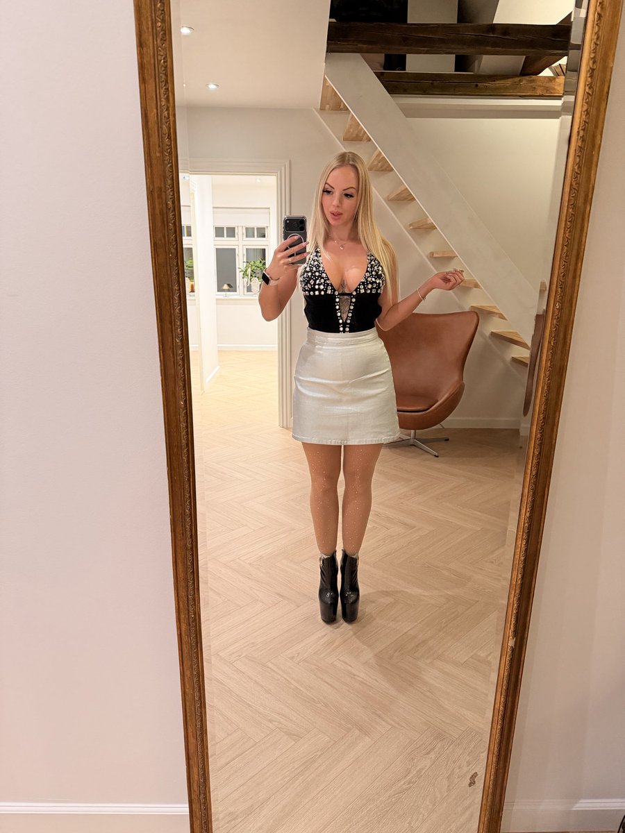 Miss Dorthea tweet media