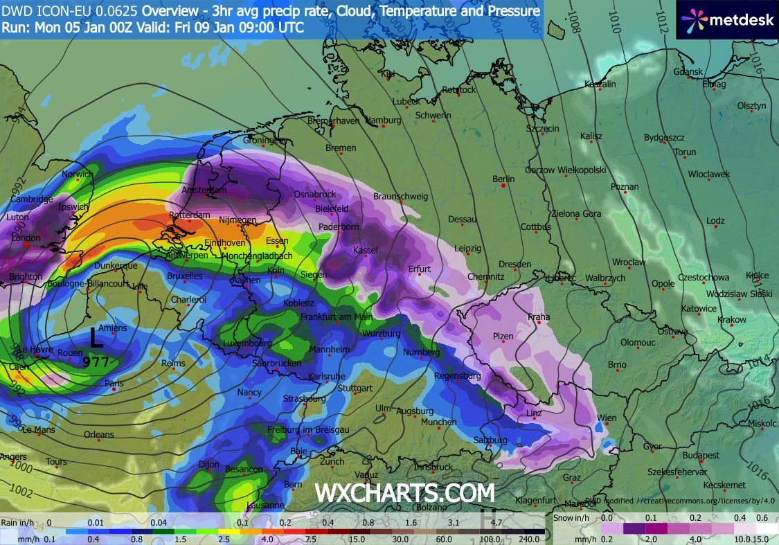 De situatie van nu doet me erg denken aan februari 2021 toen een winterinval ons afleidde van de corona-perikelen. De nieuwe ICON-run laat zien hoe spannend het nog is voor vrijdag. Dit lagedrukgebied 50 kilometer opschuiven kan het verschil maken tussen veel sneeuw en veel regen