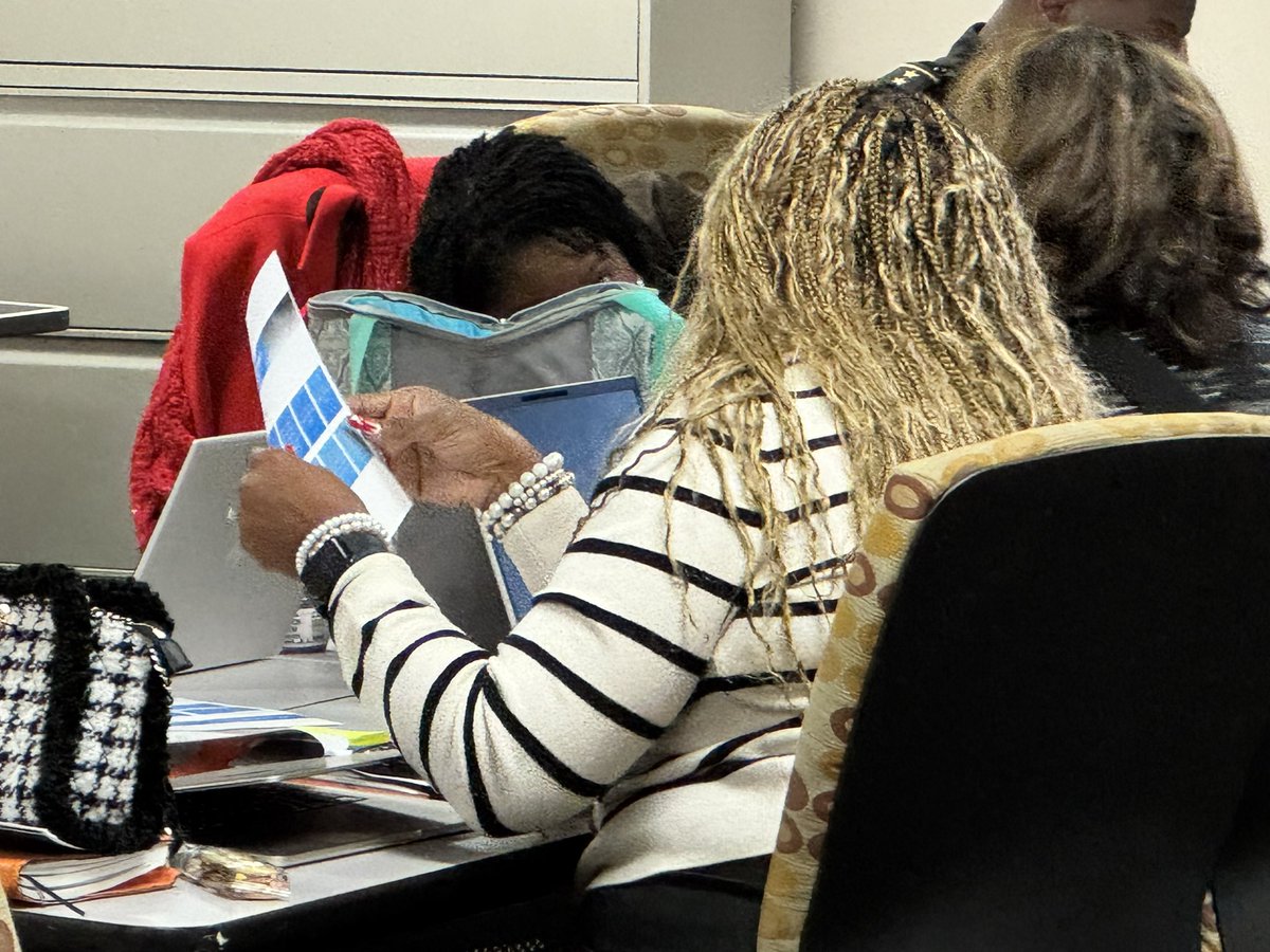 JenniferAGates's tweet photo. #Access &amp; #Opportunity leads The Work w @DeKalbSchools Senior Cabinet. #Leadership by example: @DrNormanCSauce3 #ForwardTogether #puttingstudentsfirst #DrWeaver @EpicOutler #everystudenteveryday #bethechange @COSDeKalbCounty https://t.co/CvGzVQBoWG