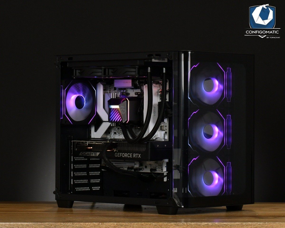 TopAchat's tweet image. #AtelierTopAchat 
Beau rendu pour cette machine montée dans le P500C !
Un bon choix de boitier dans de budget !

Lien #ConfigoMatic :
topachat.com/configomatic/2…

➡ Ryzen 7 7700X
➡ RTX 5070
🇫🇷 Montage par nos Experts 
🔥 Indice de performance : 20700