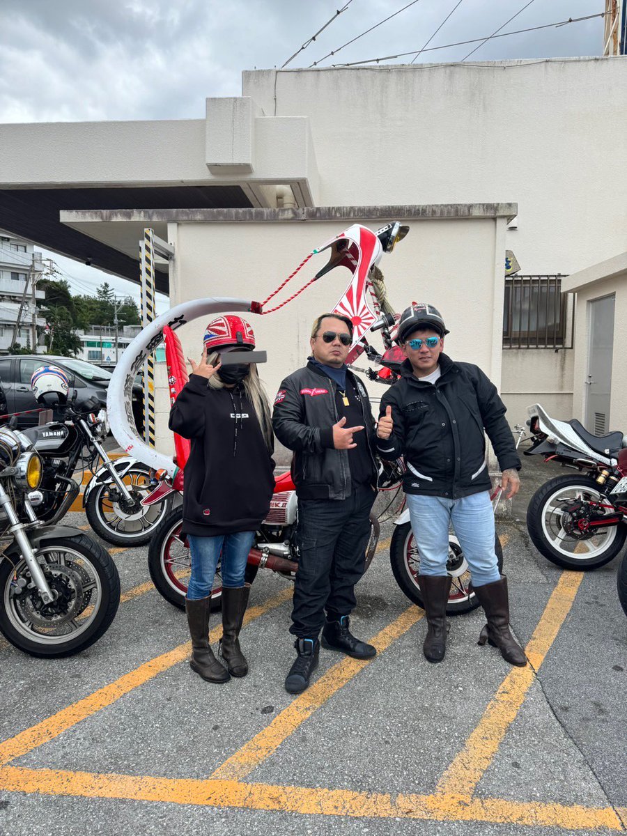 miyuuO214's tweet photo. あけおめ 🎍コトヨロ 🤟🤟🤟笑 おやすみ(-_-)zzz https://t.co/Xw39UGlLhP