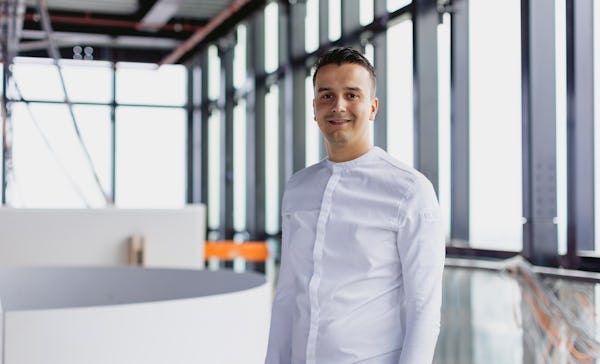 MissetHoreca's tweet image. Toptransfer in nieuwe jaar: Lars Drost weg bij Celest en onderweg naar Mandarin Oriental dlvr.it/TQ8xL2