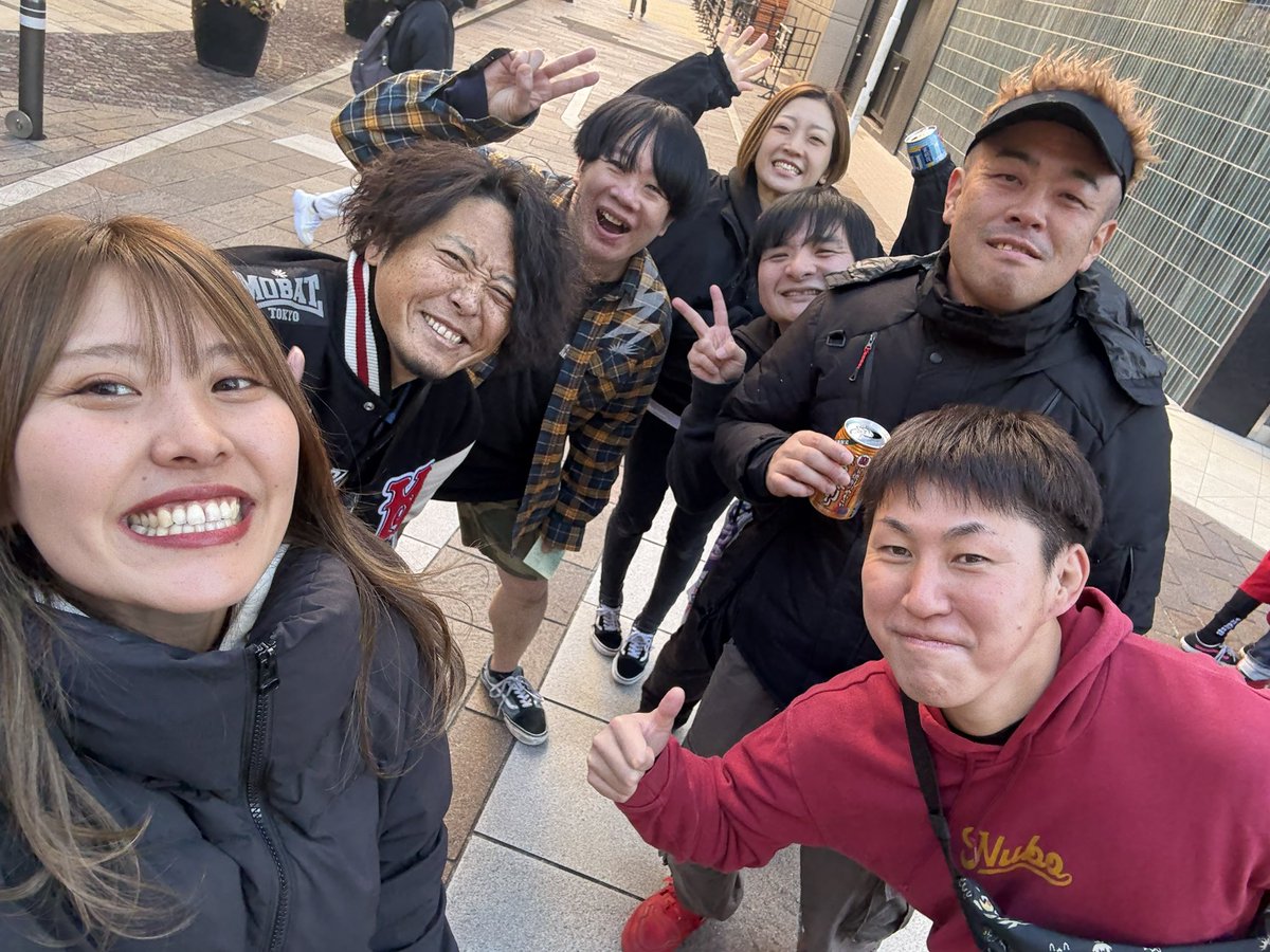 めい tweet media
