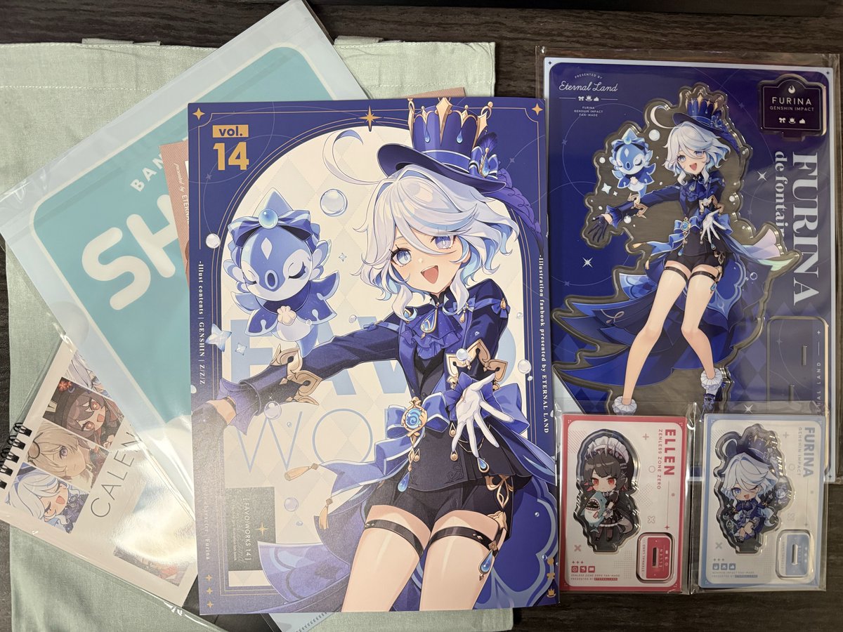 eternal landさんの新刊セット買いました！
長い列並んだ甲斐があるくらい素敵なイラストでした。
フリーナのアクスタがほんとに大きくて早く飾りたいです。
目の前で売り切れたコロンビーナも通販で買えて良かった〜
<a href="/6U_s/">6U☆C107グッズBOOTH通販中</a>