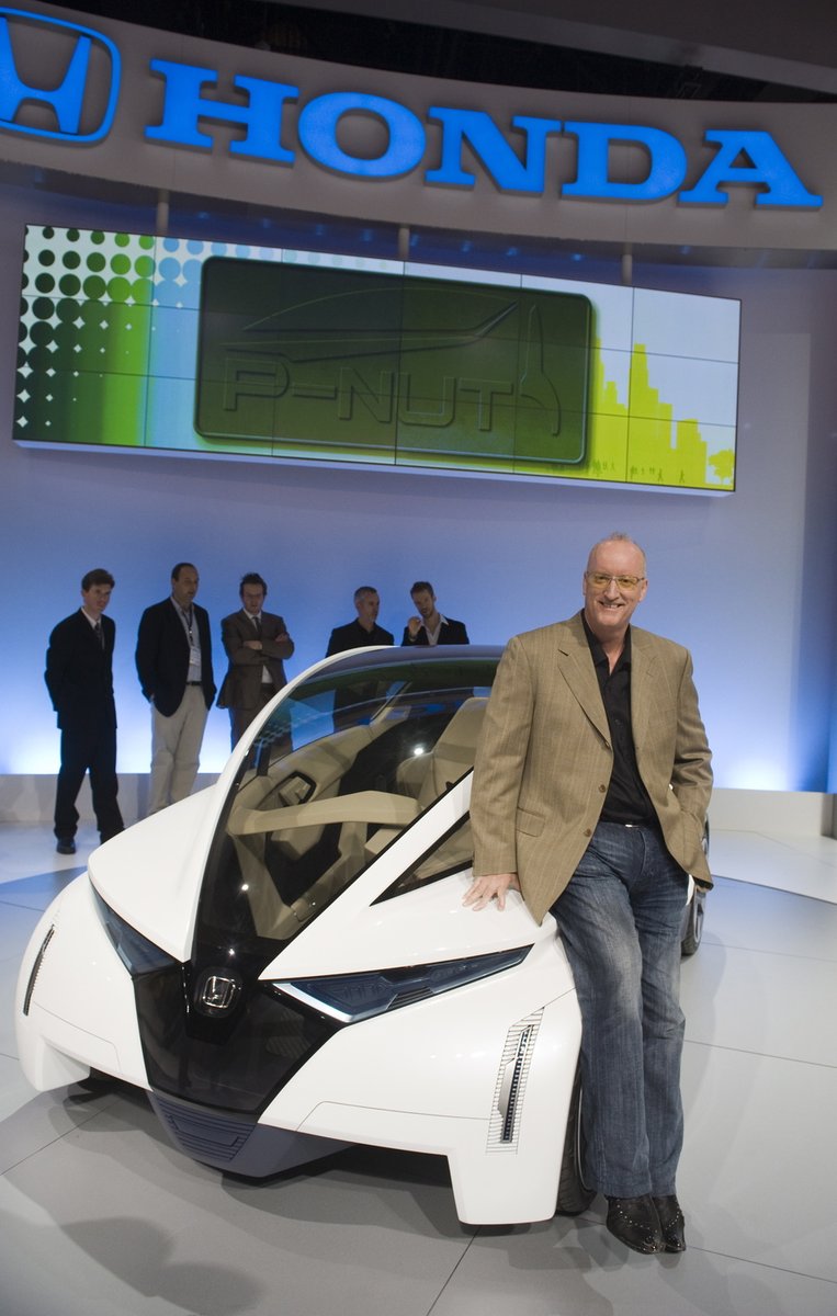 CarDesignNews's tweet photo. Dave Marek has retired from Honda.
He represents an endangered species in these rapidly-changing times: A "lifer"- a designer that has spent his entire career at one OEM or studio.
Read about his career here: https://t.co/r1uPXHfJaw
#DaveMarek https://t.co/Ow8cc3IUXn