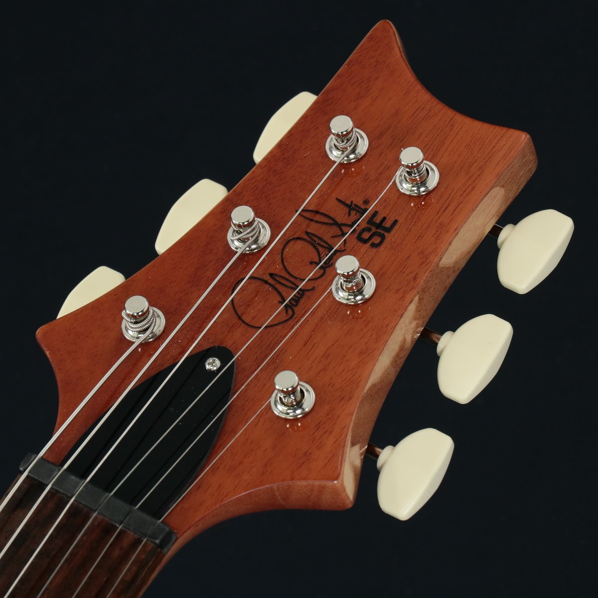 1484ikebukuro's tweet photo. 【#PRSSE】PRSの革新が凝縮された「Paul’s Guitar」の最新形。数々の改良を重ね、その思想とサウンドをSEシリーズに落とし込んだ SE Paul’s Guitar は、オリジナルPRSに最も迫る完成度を誇ります。
約3.03kgの軽量ボディやサウンドバリエーション豊富で演奏性も抜群!
https://t.co/JIAgzkvHL5 https://t.co/lbWaa3FhP0