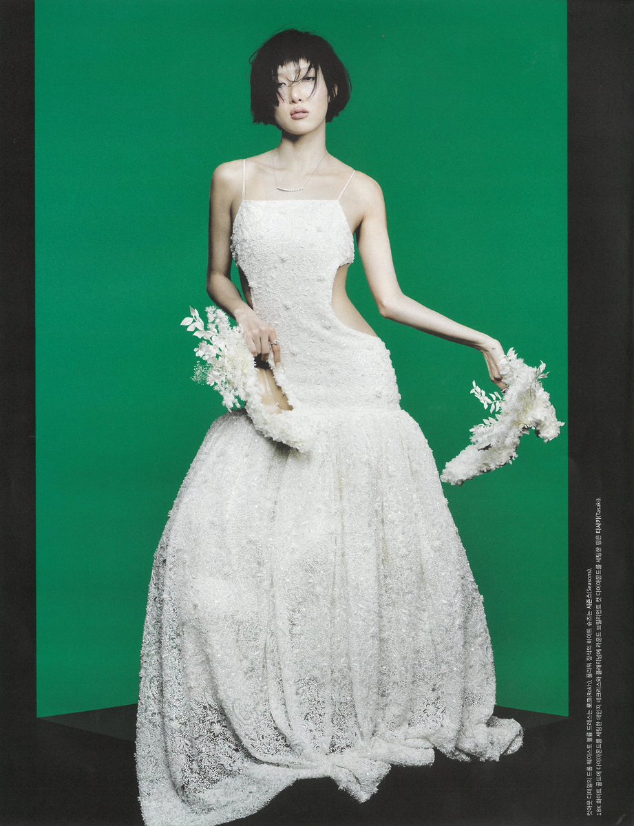 HWASA FILES (화사) tweet media