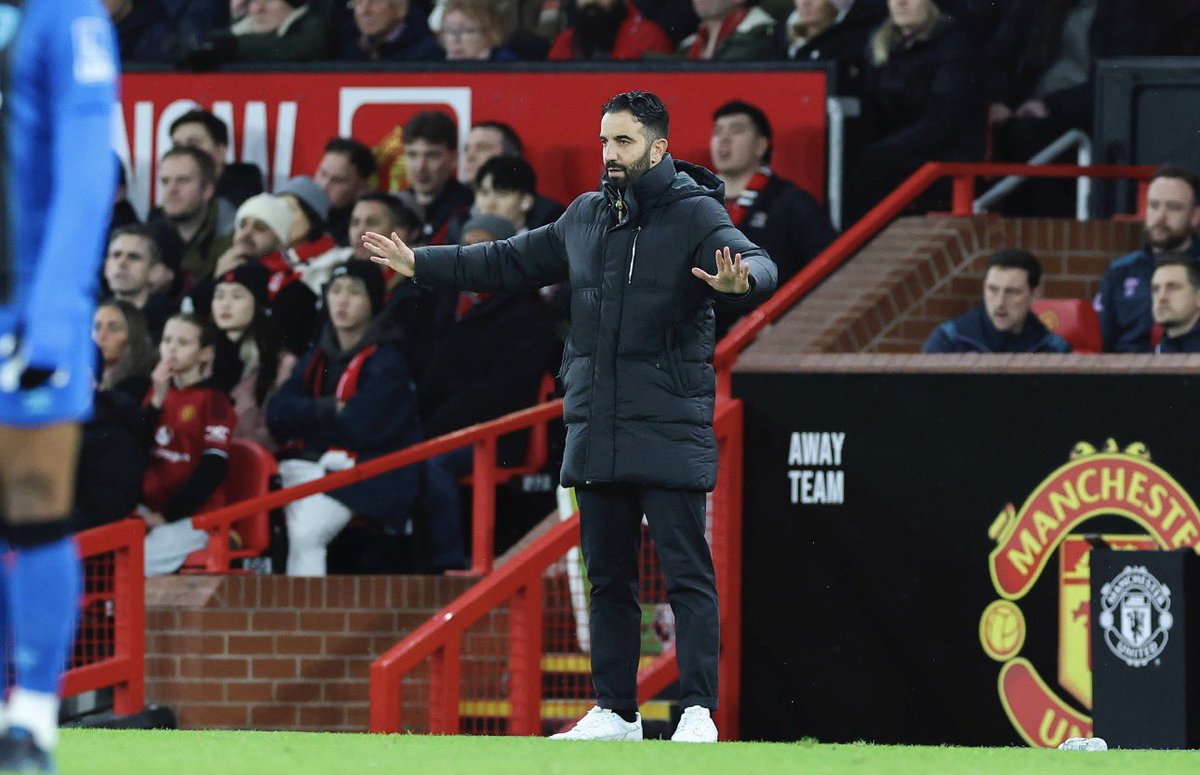 centredevils's tweet photo. 🚨🚨🌕| NEW: The decision to SACK Rúben Amorim has been arrived at by Manchester United's leadership team, including chief executive Omar Berrada and director of football Jason Wilcox, after a breakdown in relations behind the scenes. [@David_Ornstein] https://t.co/avUVvauXrD
