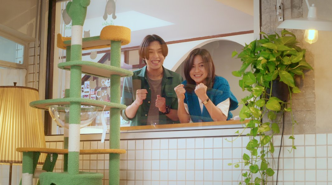 CatForCash's tweet image. มาเป็นทาสเจ้าเหมียวแล้วผ่านเรื่องราวไปพร้อมกันนะ~🐈

‘เปย์รักด้วยแมวเลี้ยง’ 🐈🐾
OFFICIAL TRAILER OUT NOW!
🎥: youtu.be/H6l2SWc3SLI 

#CatForCash
@Firstkpp @myktnw @satangktp @MisterGrtsp @JjChayakorn