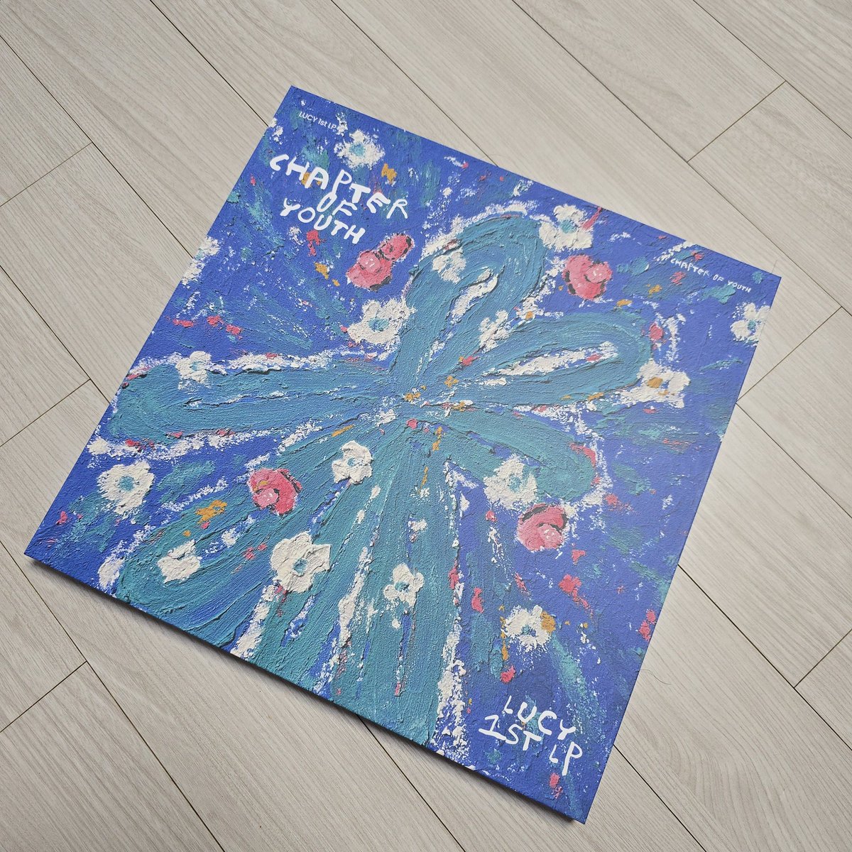 _mi_rae's tweet photo. 루시 LP 단순개봉 판매

✅️ 상품 확인만 했어요
✅️ 12.0 (배송비별도)

택배, 반택, 끼택 모두 가능🙆‍♀️

오픈채팅 연락주세요✉️
https://t.co/coNaVeXjo5

LUCY 루시 엘피 신예찬 조원상 최상엽 신광일 1st LP CHAPTEROFYOUTH https://t.co/0TdRrJsj75
