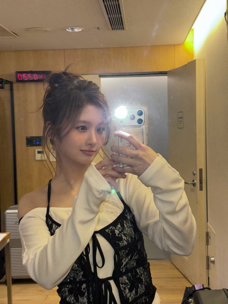 sullyoonface's tweet photo. https://t.co/UZBk87cb6x