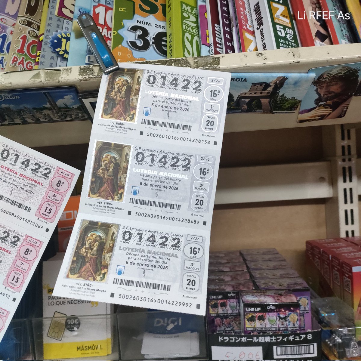 ElKioscodeMarce's tweet image. Aún hay un poco de tiempo, nos quedan los 🚨 3️⃣ ÚLTIMOS DECIMOS 🚨 para el sorteo del Niño de @loterias_es, no te quedes sin elle