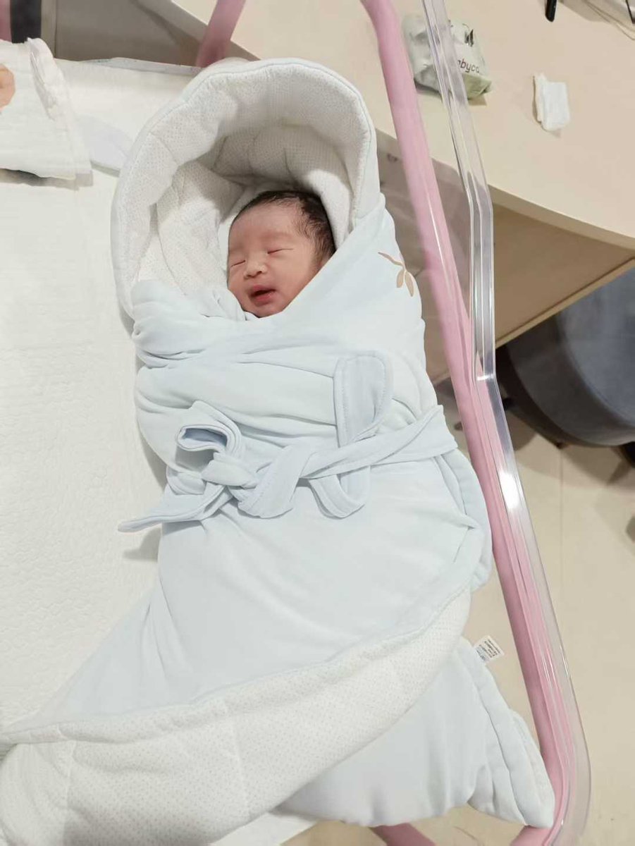 活久见！女子一夜同两男后生双胞胎，鉴定发现孩子父亲竟不同, image size:901x1200